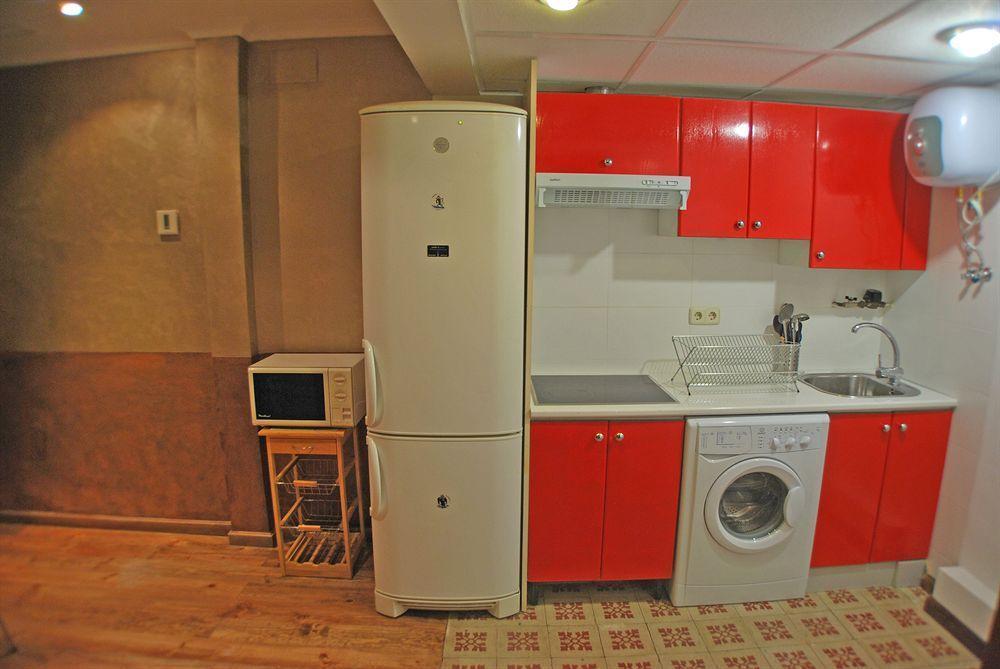 Apartamentos Aqui Me Quedo Мадрид Екстериор снимка