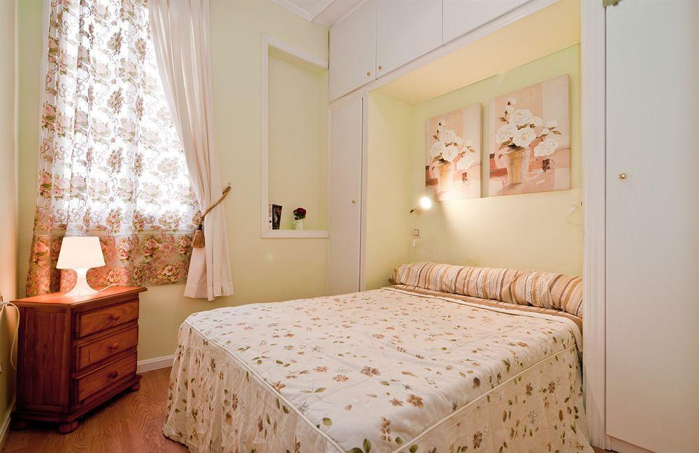 Apartamentos Aqui Me Quedo Мадрид Екстериор снимка