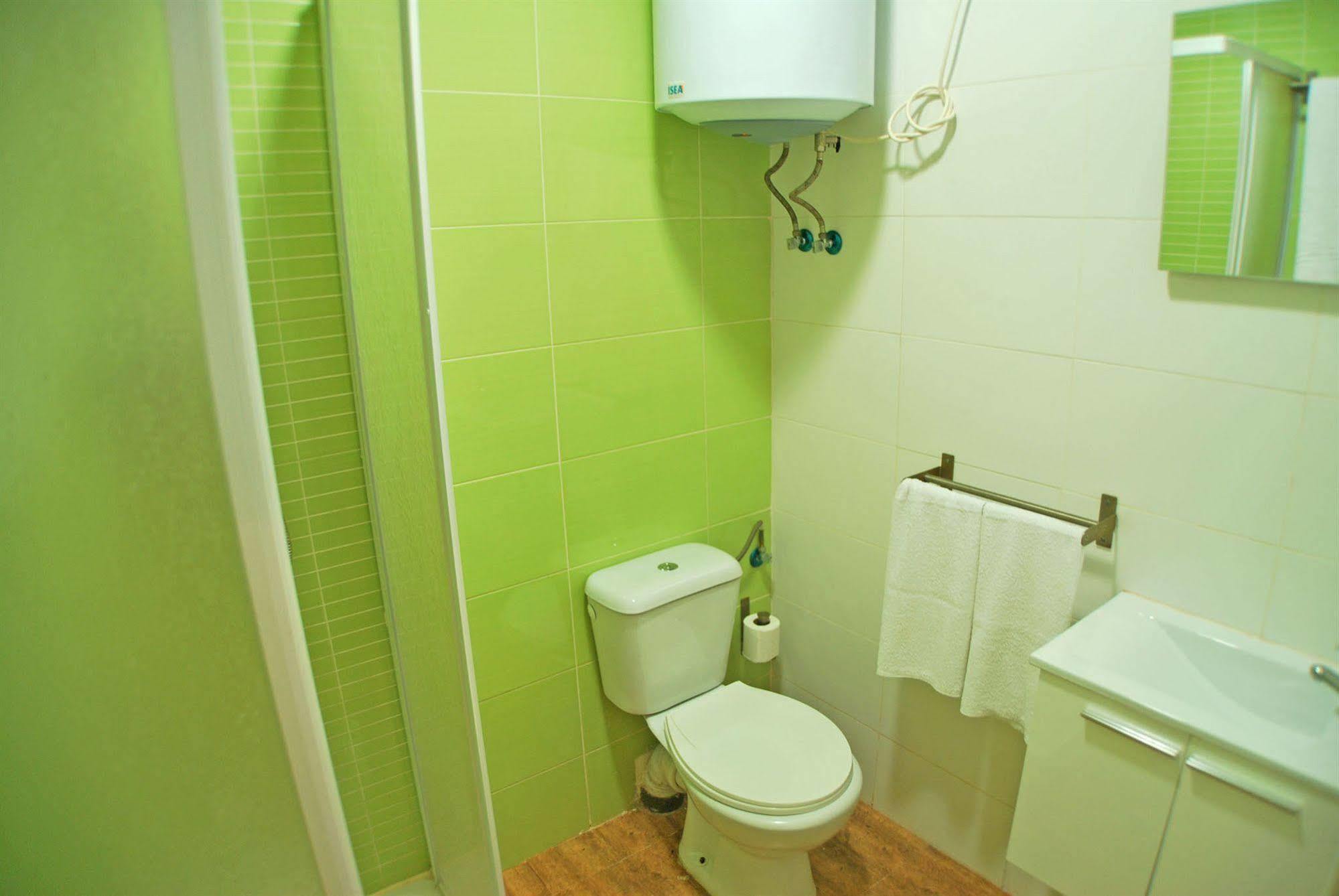 Apartamentos Aqui Me Quedo Мадрид Екстериор снимка